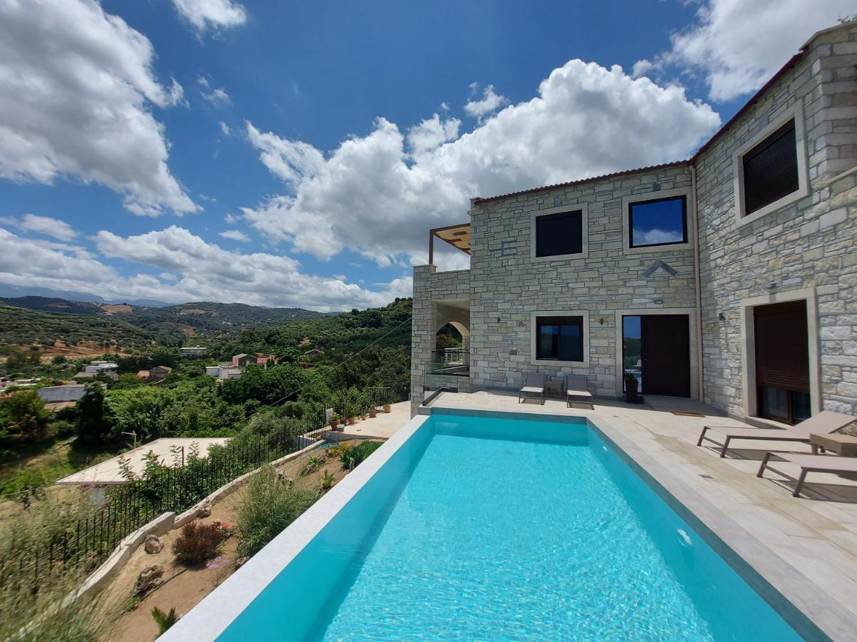 Villa Olive Valley Loutraki  Buitenkant foto