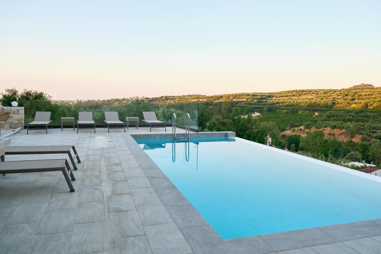 Villa Olive Valley Loutraki  Buitenkant foto