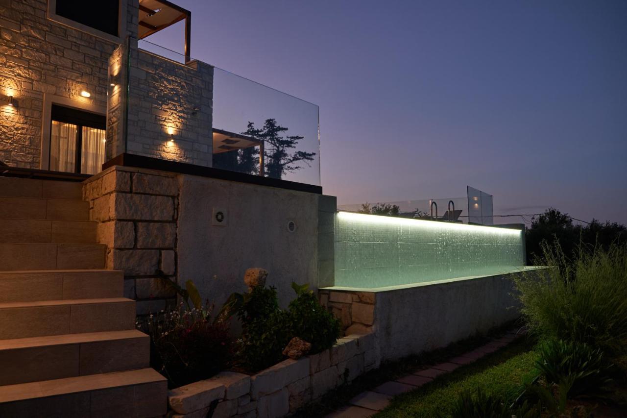 Villa Olive Valley Loutraki  Buitenkant foto