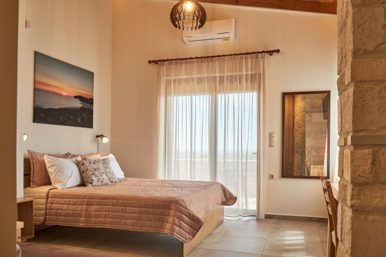 Villa Olive Valley Loutraki  Buitenkant foto